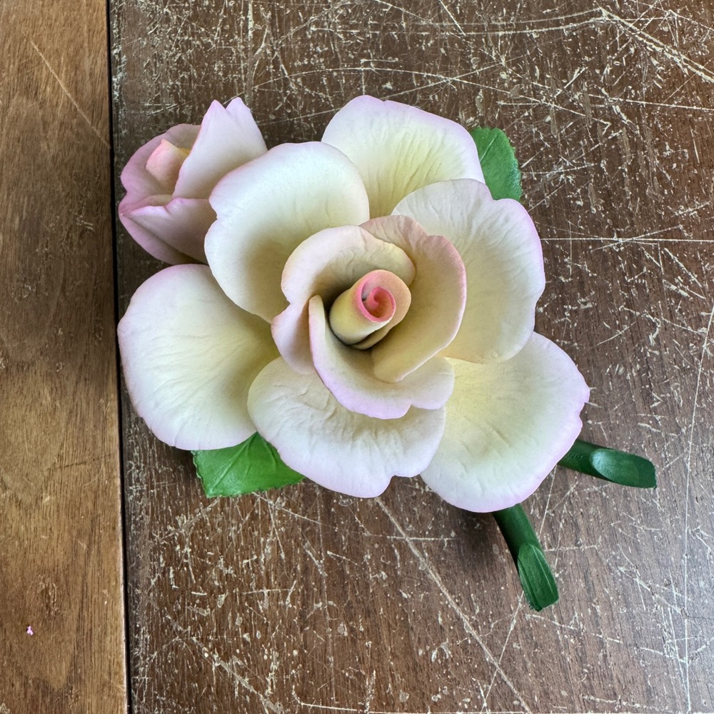Napoleon Italy Delicate‎ Pink Rose & Rose Bud Figurine Knick Knack